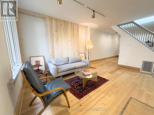 73 Pendrith Street, Toronto, ON - Indoor Photo Showing Living Room