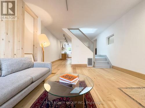 73 Pendrith Street, Toronto, ON - Indoor Photo Showing Living Room