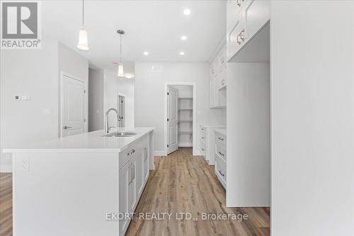 30 Wims Way, Belleville, ON - Indoor Photo Showing Kitchen