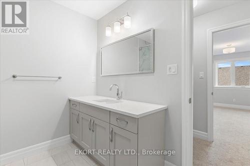 30 Wims Way, Belleville, ON - Indoor Photo Showing Bathroom