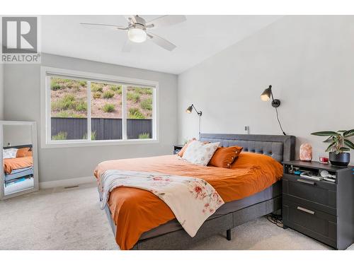 2620 Paramount Drive, West Kelowna, BC - Indoor Photo Showing Bedroom