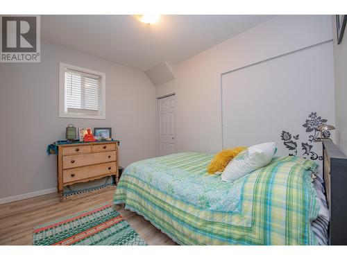 409 Baird Avenue, Enderby, BC - Indoor Photo Showing Bedroom