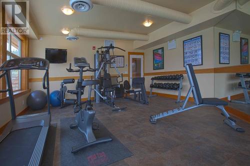 130 Colebrook Road Unit# 33, Kamloops, BC - Indoor Photo Showing Gym Room