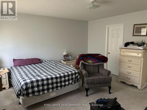 205 Parkway Avenue, Georgina, ON - Indoor Photo Showing Bedroom