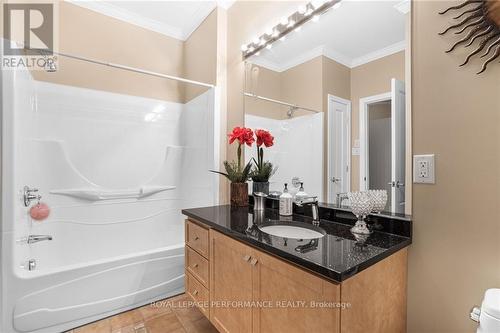 338 Belle Rive Street, Hawkesbury (612 - Hawkesbury), ON - Indoor Photo Showing Bathroom