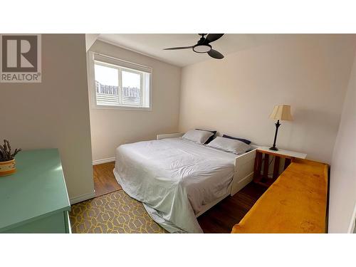 4860 Emerald Avenue, Canal Flats, BC - Indoor Photo Showing Bedroom