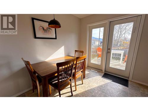 4860 Emerald Avenue, Canal Flats, BC - Indoor Photo Showing Dining Room