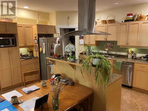 912 Slocan Street Unit# 7, Slocan, BC - Indoor Photo Showing Kitchen