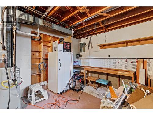 1014 Regina Street, Creston, BC - Indoor Photo Showing Basement