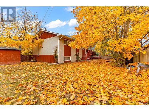 1014 Regina Street, Creston, BC - Outdoor