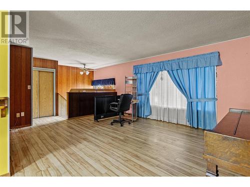 1014 Regina Street, Creston, BC - Indoor Photo Showing Other Room