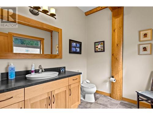 1414 Huckleberry Drive, South Shuswap, BC - Indoor Photo Showing Bathroom