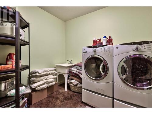 1414 Huckleberry Drive, South Shuswap, BC - Indoor Photo Showing Laundry Room