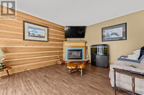 412 Sumac Road, South Shuswap, BC - Indoor With Fireplace