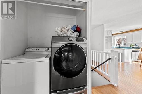 412 Sumac Road, South Shuswap, BC - Indoor Photo Showing Laundry Room