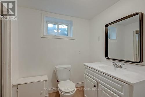 1452 Augustine Drive, Burlington, ON - Indoor Photo Showing Bathroom