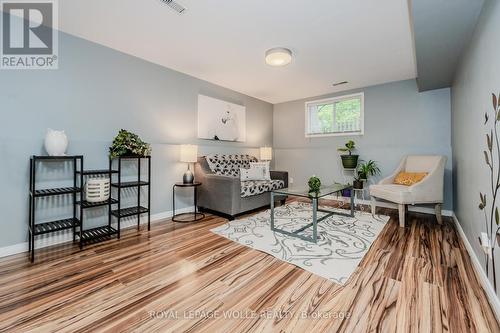 82 Hostetler Road, Wilmot, ON - Indoor Photo Showing Living Room