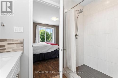 17 Denyes Road, Belleville, ON - Indoor Photo Showing Bathroom