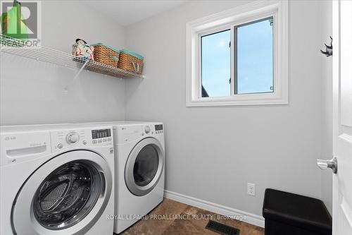 17 Denyes Road, Belleville, ON - Indoor Photo Showing Laundry Room