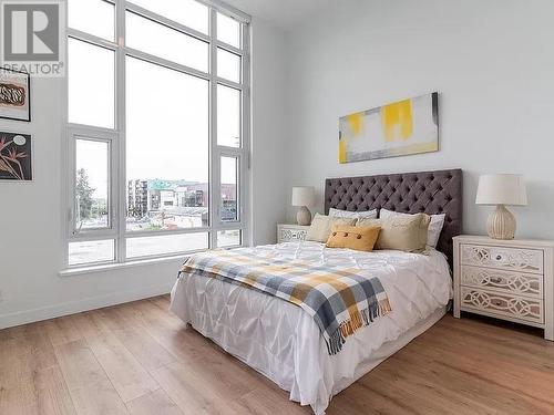 113 1500 Fern Street, North Vancouver, BC - Indoor Photo Showing Bedroom