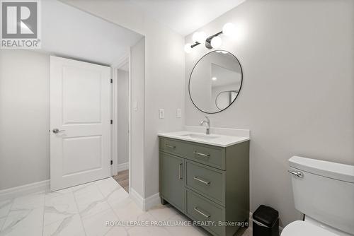 78 Essex Drive, Belleville, ON - Indoor Photo Showing Bathroom