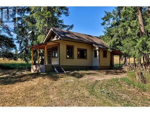 8661 Skimikin Road, Chase, BC - Outdoor