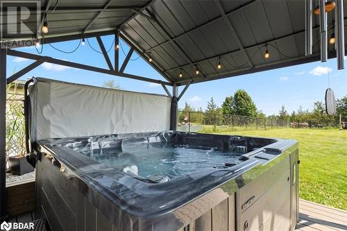 6 person hot tub - 17 Denyes Road, Plainfield, ON - Outdoor With Exterior