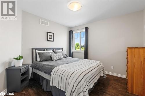 17 Denyes Road, Plainfield, ON - Indoor Photo Showing Bedroom