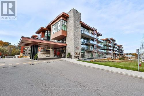 411 - 1575 Lakeshore Road W, Mississauga, ON - Outdoor With Balcony