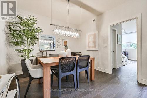 411 - 1575 Lakeshore Road W, Mississauga, ON - Indoor Photo Showing Dining Room