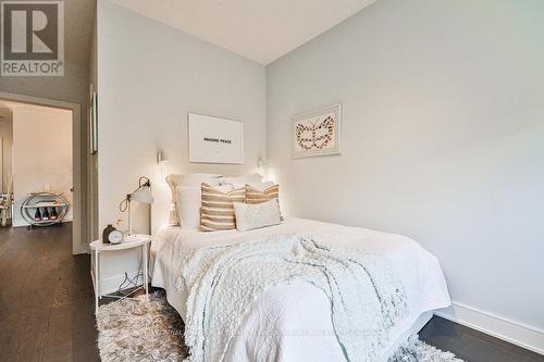 411 - 1575 Lakeshore Road W, Mississauga, ON - Indoor Photo Showing Bedroom