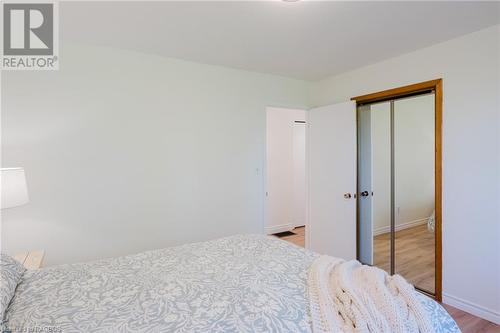 7199 Highway 21, South Bruce Peninsula, ON - Indoor Photo Showing Bedroom