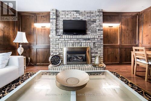 4069 Lakeshore Road, Burlington, ON - Indoor Photo Showing Living Room With Fireplace