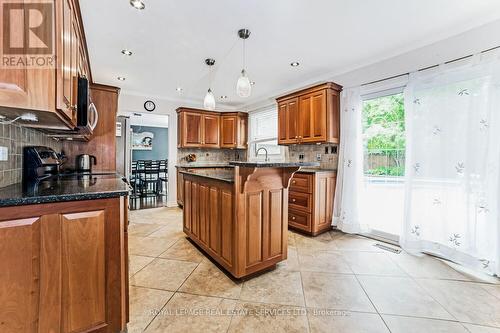 4069 Lakeshore Road, Burlington, ON - Indoor Photo Showing Kitchen