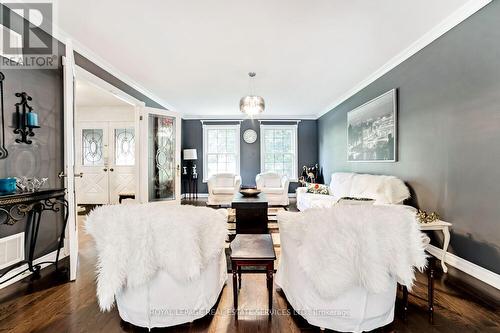 4069 Lakeshore Road, Burlington, ON - Indoor Photo Showing Bedroom