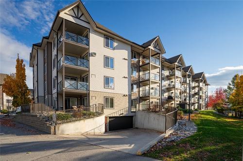 211-256 Hastings Avenue, Penticton, BC - Outdoor