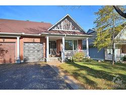 317 BRECKENRIDGE Crescent  Ottawa, ON K2W 1J3