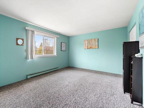 Master bedroom - 223 Rue Lavoie, Sainte-Thérèse, QC - Indoor Photo Showing Other Room