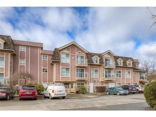 203-750 Memorial Ave, Qualicum Beach, BC - Outdoor With Facade