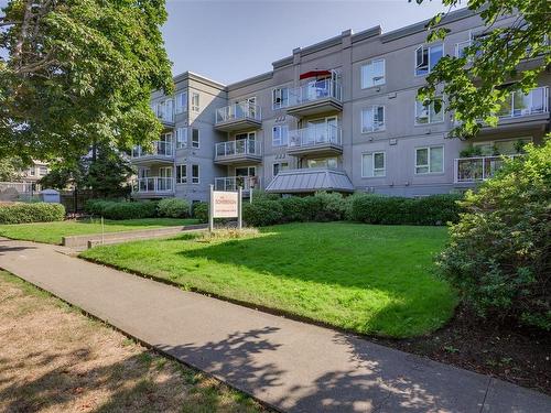 404-2647 Graham St, Victoria, BC - Outdoor With Balcony With Facade