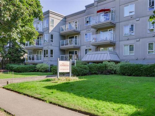 404-2647 Graham St, Victoria, BC - Outdoor With Balcony