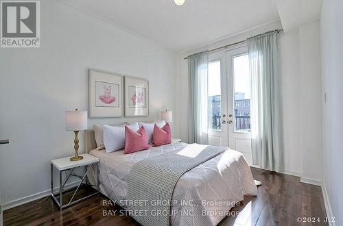 60 Elyse Court, Aurora, ON - Indoor Photo Showing Bedroom