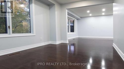 1222 Cherrydown Drive, Oshawa, ON - Indoor Photo Showing Other Room