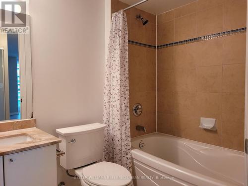 1007 - 18 Harbour Street, Toronto, ON - Indoor Photo Showing Bathroom