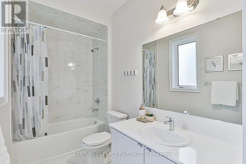 75 Jinnah Avenue, Markham, ON - Indoor Photo Showing Bathroom