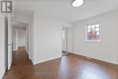 907 Leslie Valley Drive, Newmarket, ON - Indoor Photo Showing Other Room