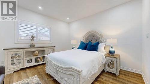 409 Georgian Drive, Barrie, ON - Indoor Photo Showing Bedroom