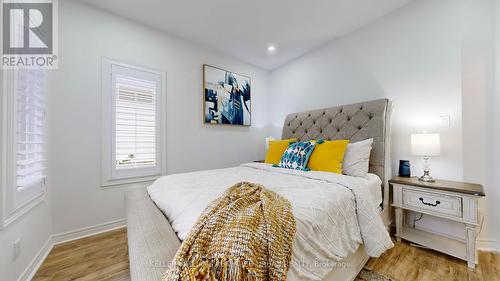 409 Georgian Drive, Barrie, ON - Indoor Photo Showing Bedroom