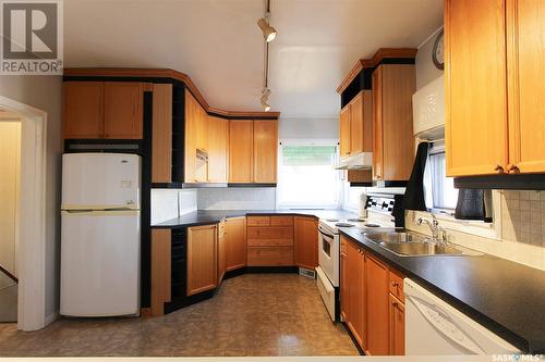 500 Rose Street, Regina, SK - Indoor Photo Showing Kitchen With Double Sink