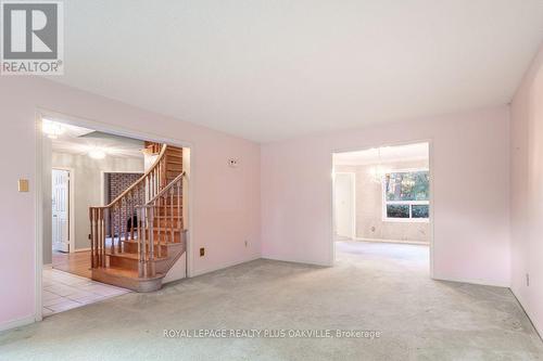 3465 Wilmot Crescent, Oakville, ON - Indoor Photo Showing Other Room